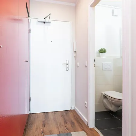 Marina Harbourside Apartment *